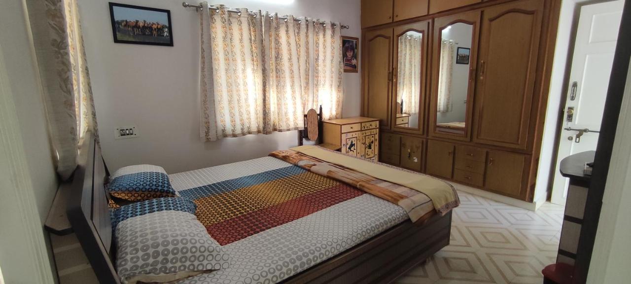 "Go Desert" Homestay Bhuj Eksteriør billede